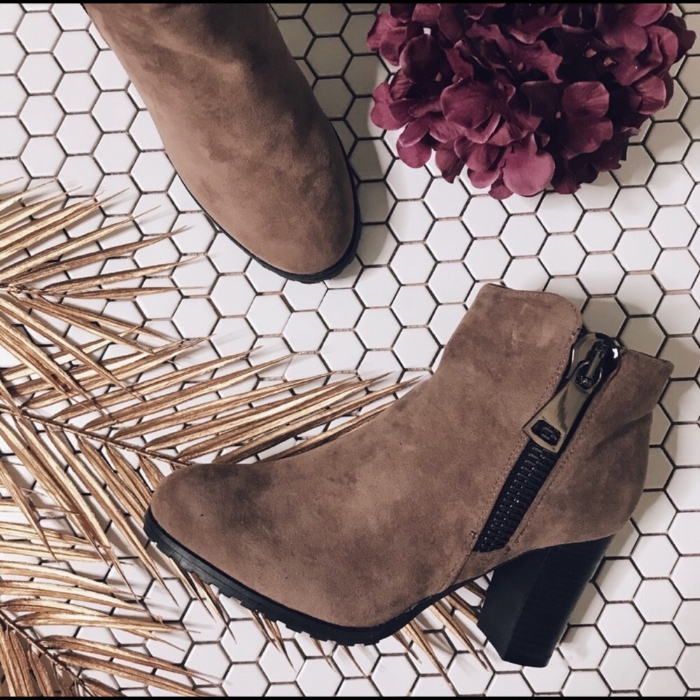 Bootie with Large Zipper Detail